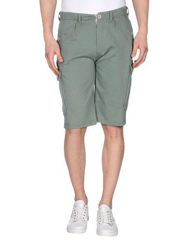 Бермуды  -  цвет