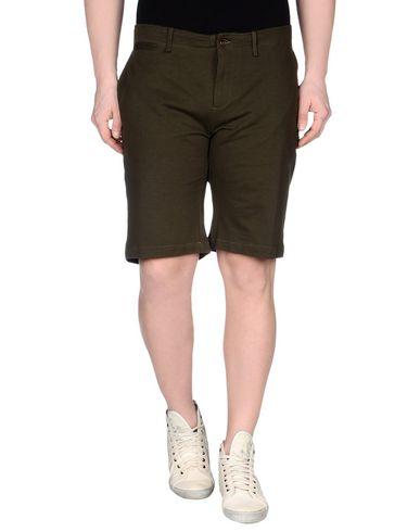 Бермуды  -  цвет