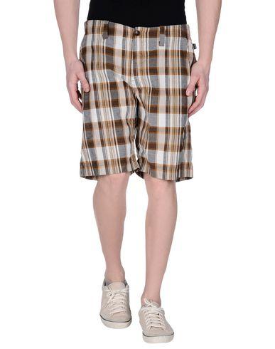 Бермуды  -  цвет