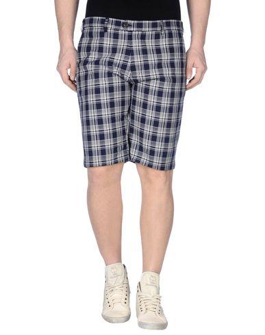 Бермуды  -  цвет