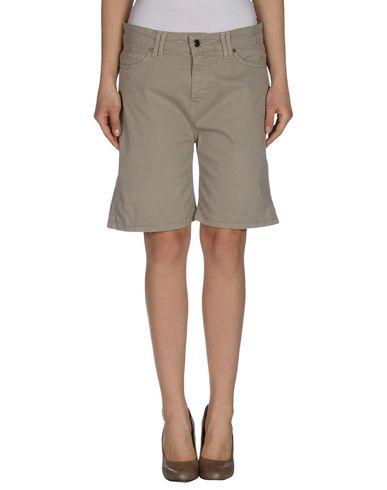 Бермуды  -  цвет