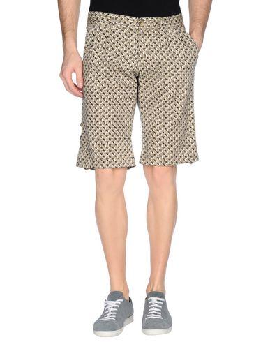 Бермуды  -  цвет