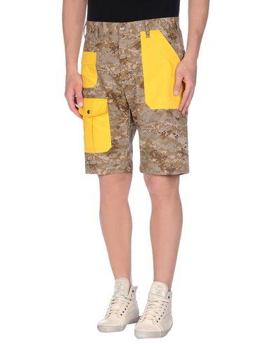 Бермуды  -  цвет