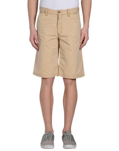 Бермуды  -  цвет