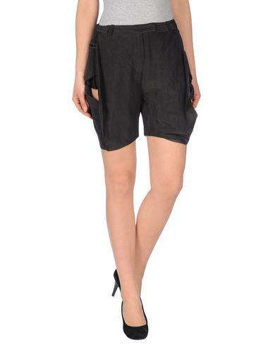 Бермуды  -  цвет