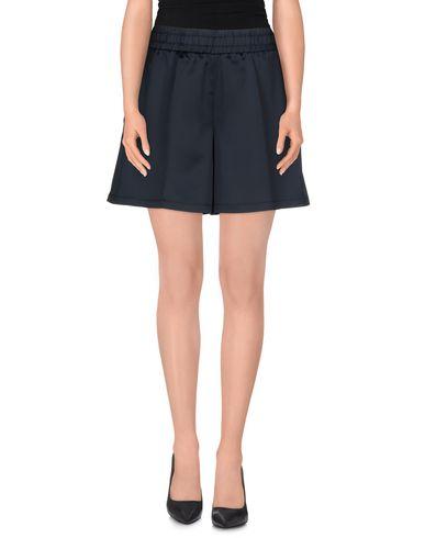 Бермуды  -  цвет