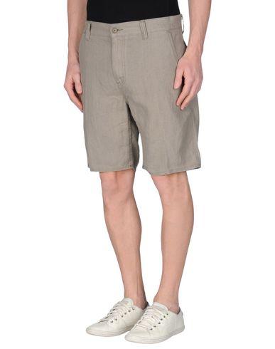 Бермуды  -  цвет