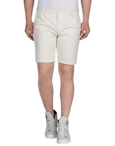 Бермуды  -  цвет