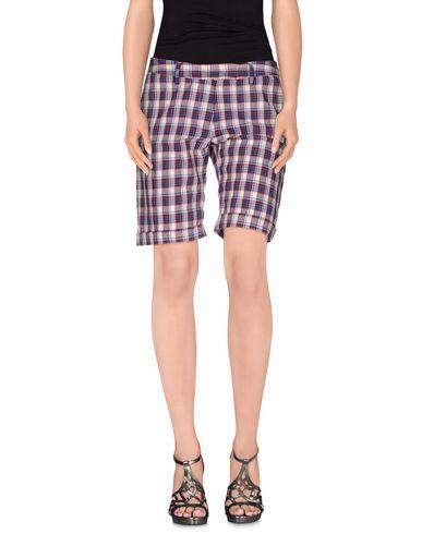 Бермуды  -  цвет