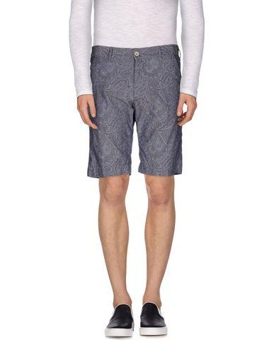 Бермуды  -  цвет