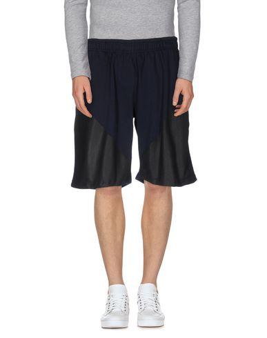 Бермуды  -  цвет