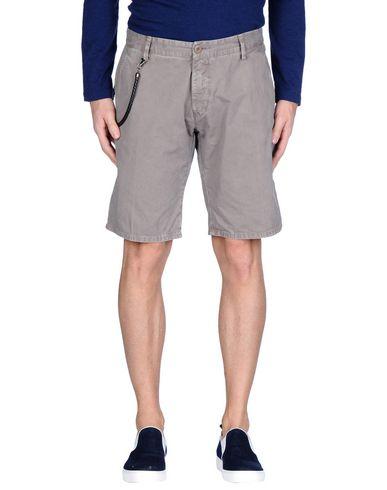 Бермуды  -  цвет