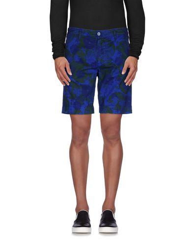 Бермуды  -  цвет