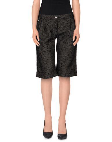 Бермуды  -  цвет