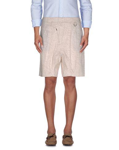 Бермуды  -  цвет