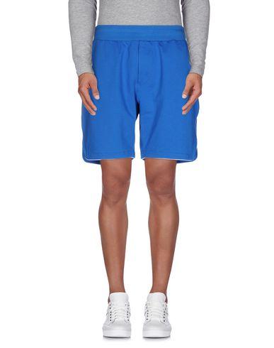 Бермуды  -  цвет