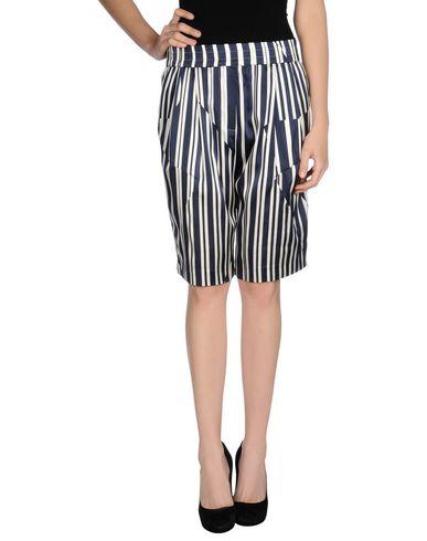 Бермуды  -  цвет