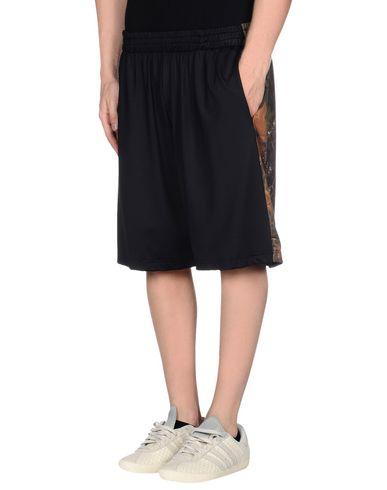 Бермуды  -  цвет