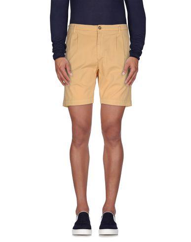 Бермуды  -  цвет