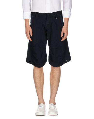 Бермуды  -  цвет