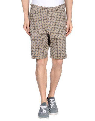 Бермуды  -  цвет