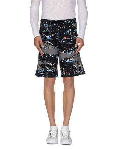 Бермуды  -  цвет