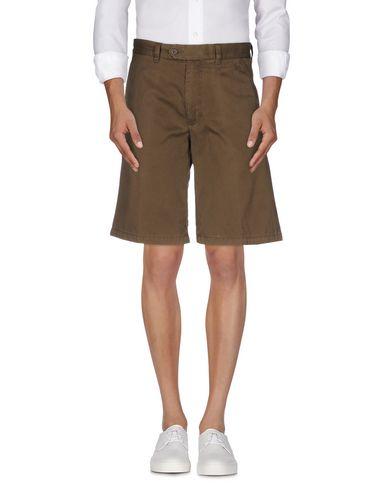 Бермуды  -  цвет