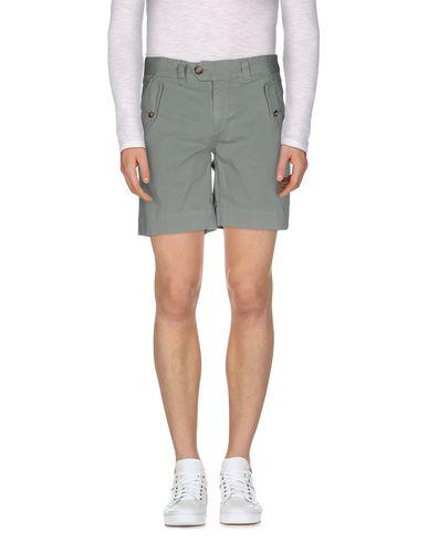 Бермуды  -  цвет