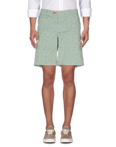 Бермуды  -  цвет