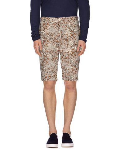 Бермуды  -  цвет