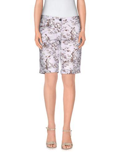 Бермуды  -  цвет