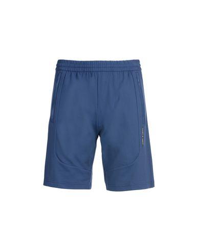 Бермуды  -  цвет