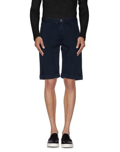 Бермуды  -  цвет