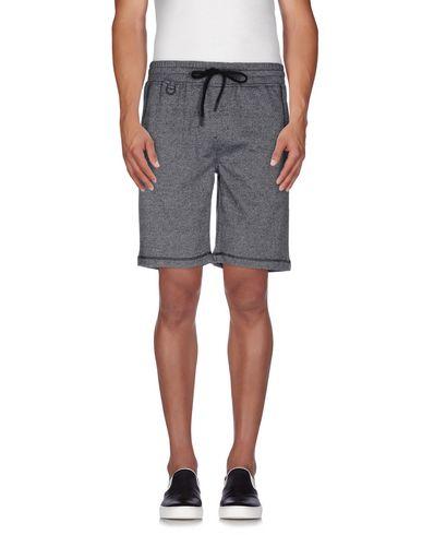 Бермуды  -  цвет