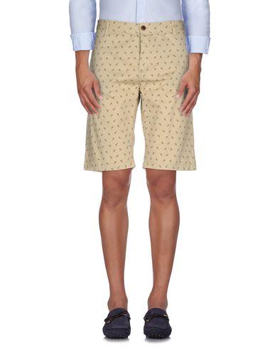 Бермуды  -  цвет