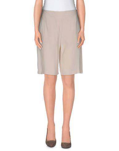 Бермуды  -  цвет