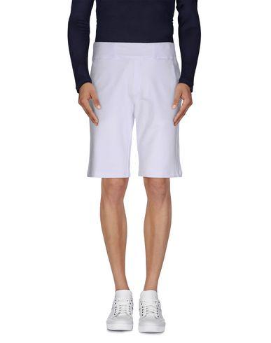 Бермуды  -  цвет