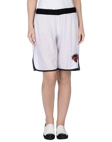 Бермуды  -  цвет