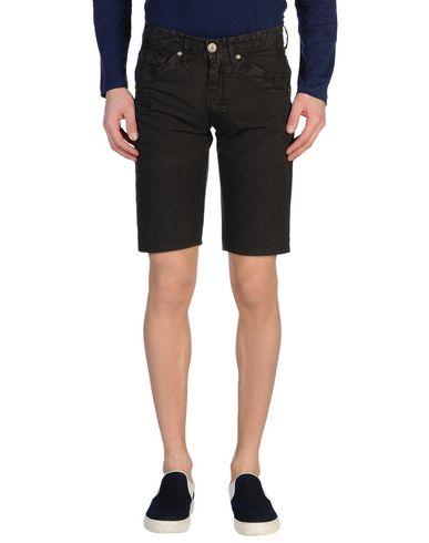 Бермуды  -  цвет