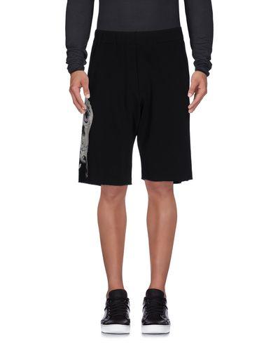 Бермуды  -  цвет