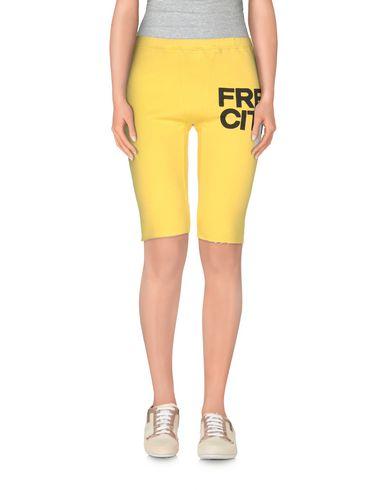 Бермуды  -  цвет