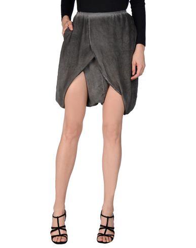 Бермуды  -  цвет