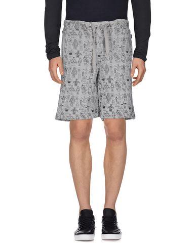 Бермуды  -  цвет