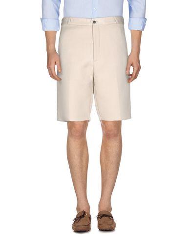 Бермуды  -  цвет