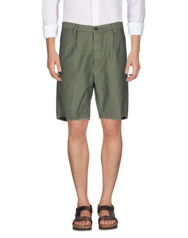 Бермуды  -  цвет