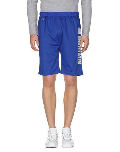 Бермуды  -  цвет