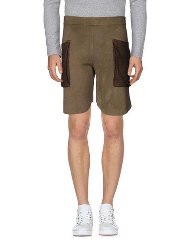 Бермуды  -  цвет