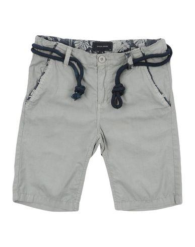 Бермуды  -  цвет