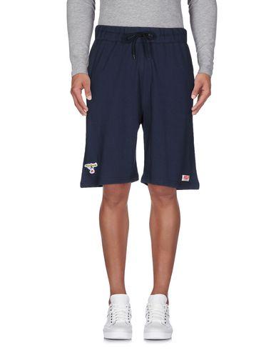 Бермуды  -  цвет