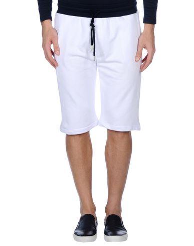 Бермуды  -  цвет